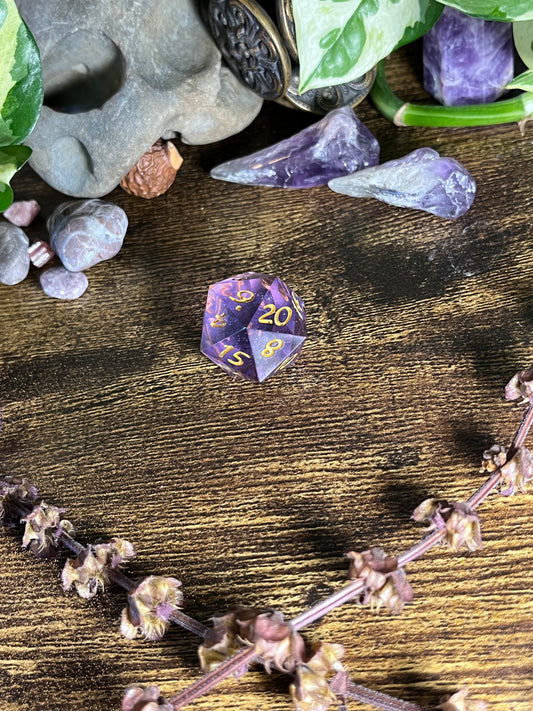 Amethyst D20 single